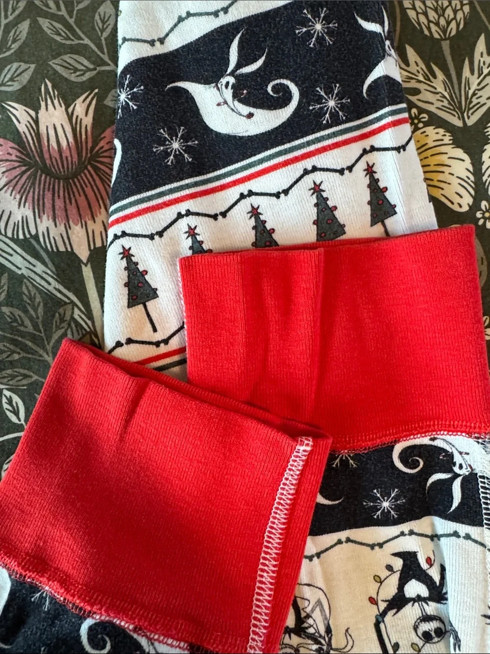 Hanna Andersson Adult Nightmare Before Christmas Pjs- XS top/S pants, mommy & me